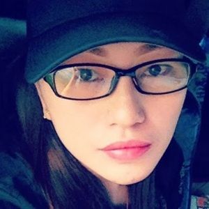 Meet your Posher, Tin